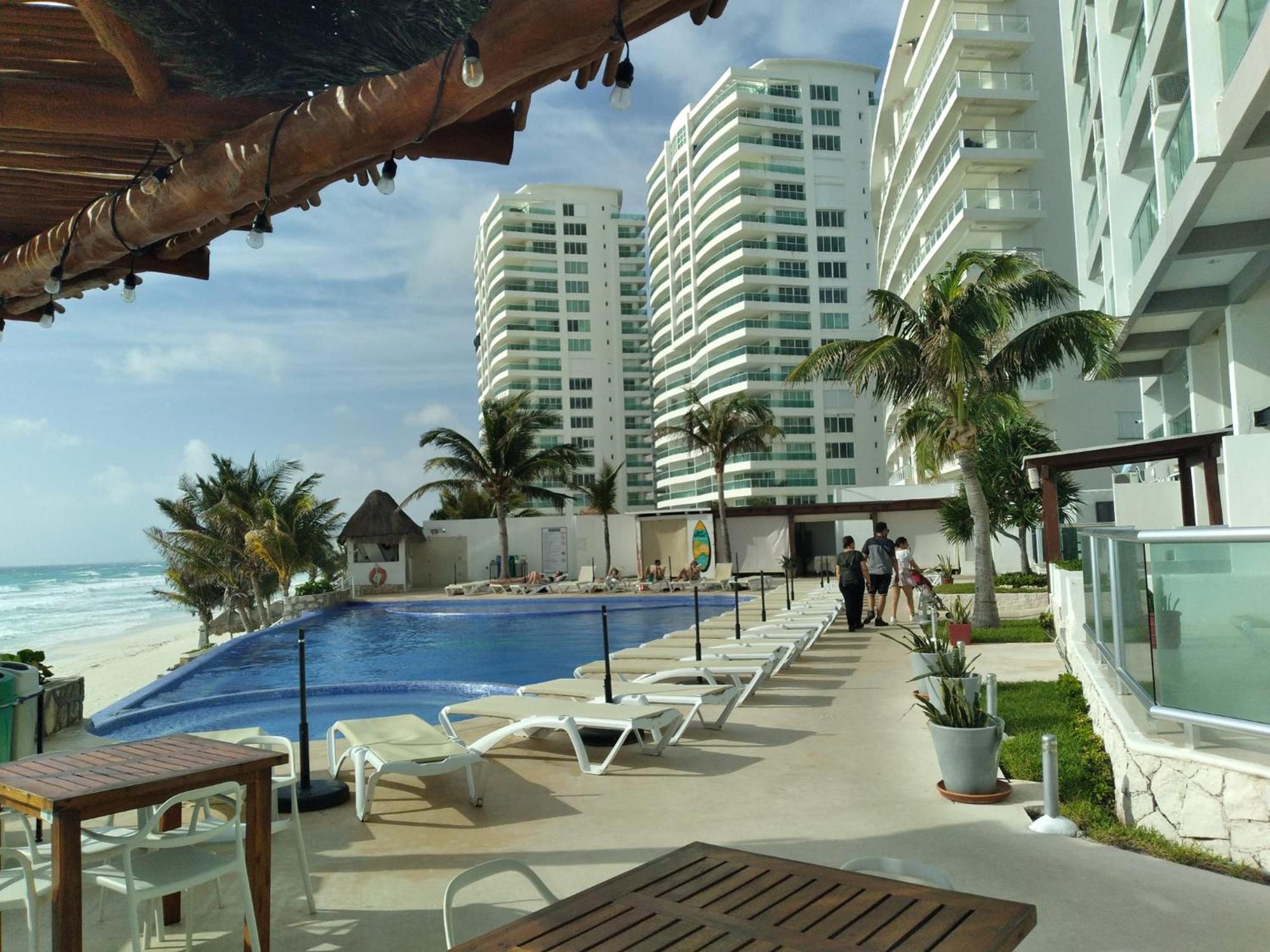 1 Bedroom Seaview Condo In Ocean Dream Resort Cancún Buitenkant foto