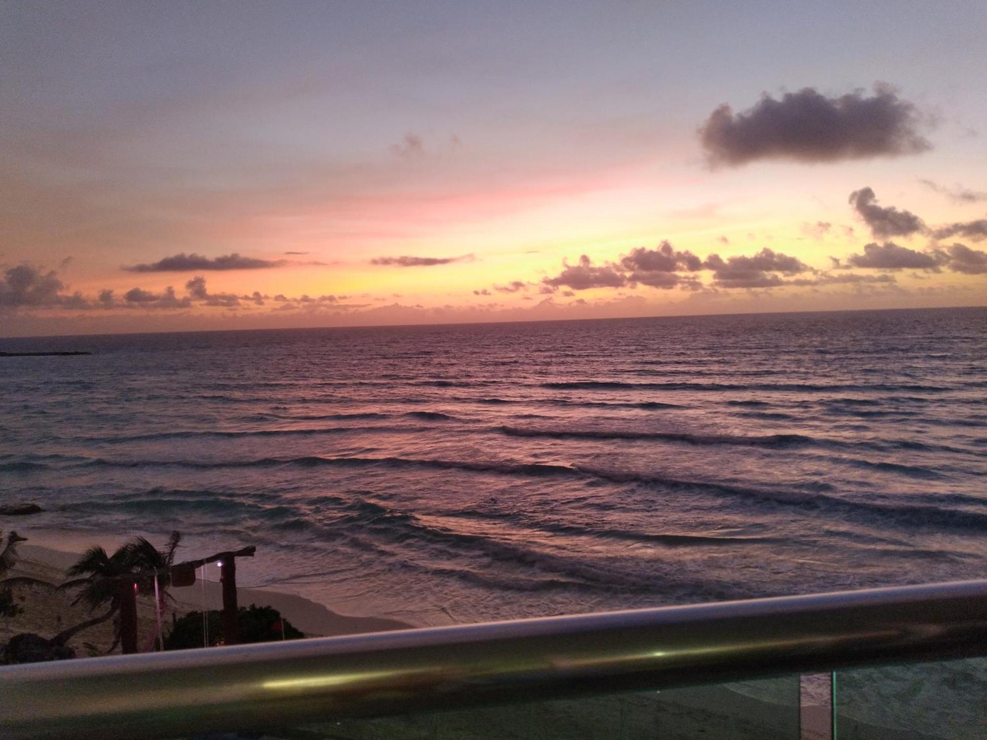 1 Bedroom Seaview Condo In Ocean Dream Resort Cancún Buitenkant foto